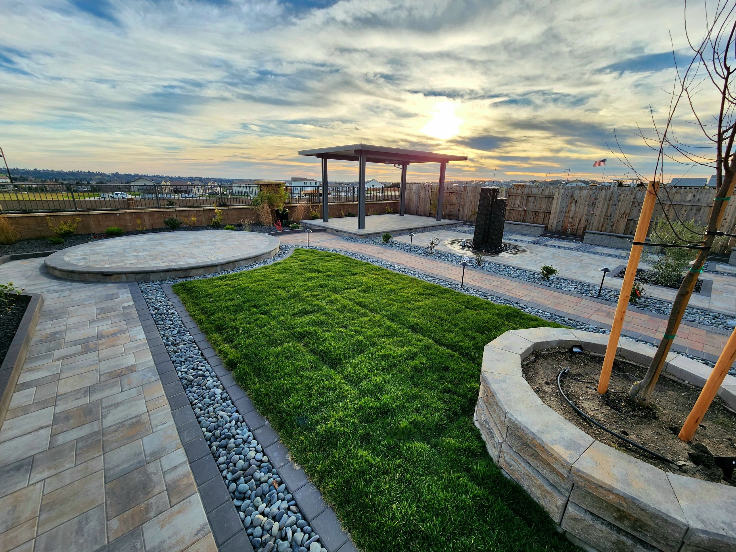 Reliable Landscaping outdoor living hardscape